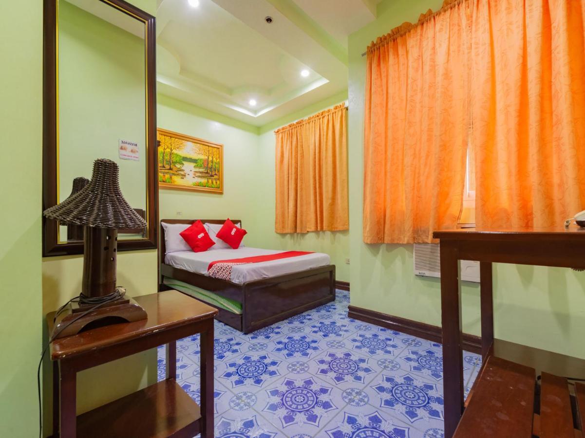 Rooms R Us - Voyagers Palace Puerto Princesa Buitenkant foto