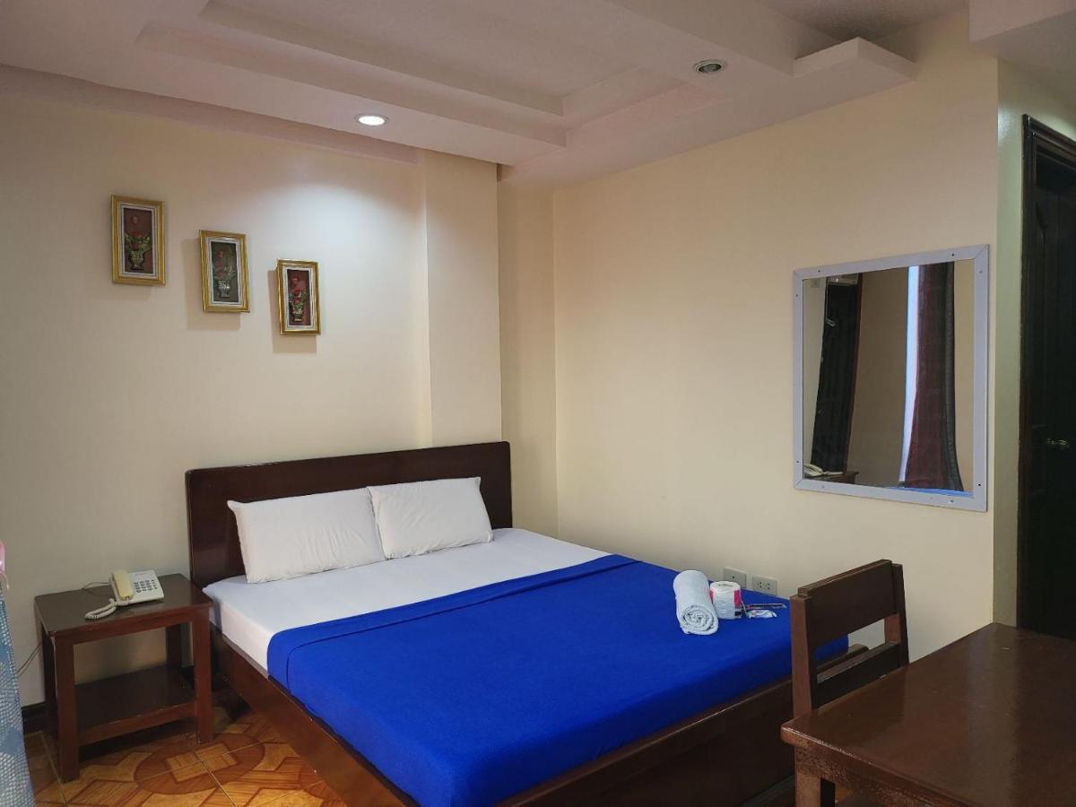 Rooms R Us - Voyagers Palace Puerto Princesa Buitenkant foto