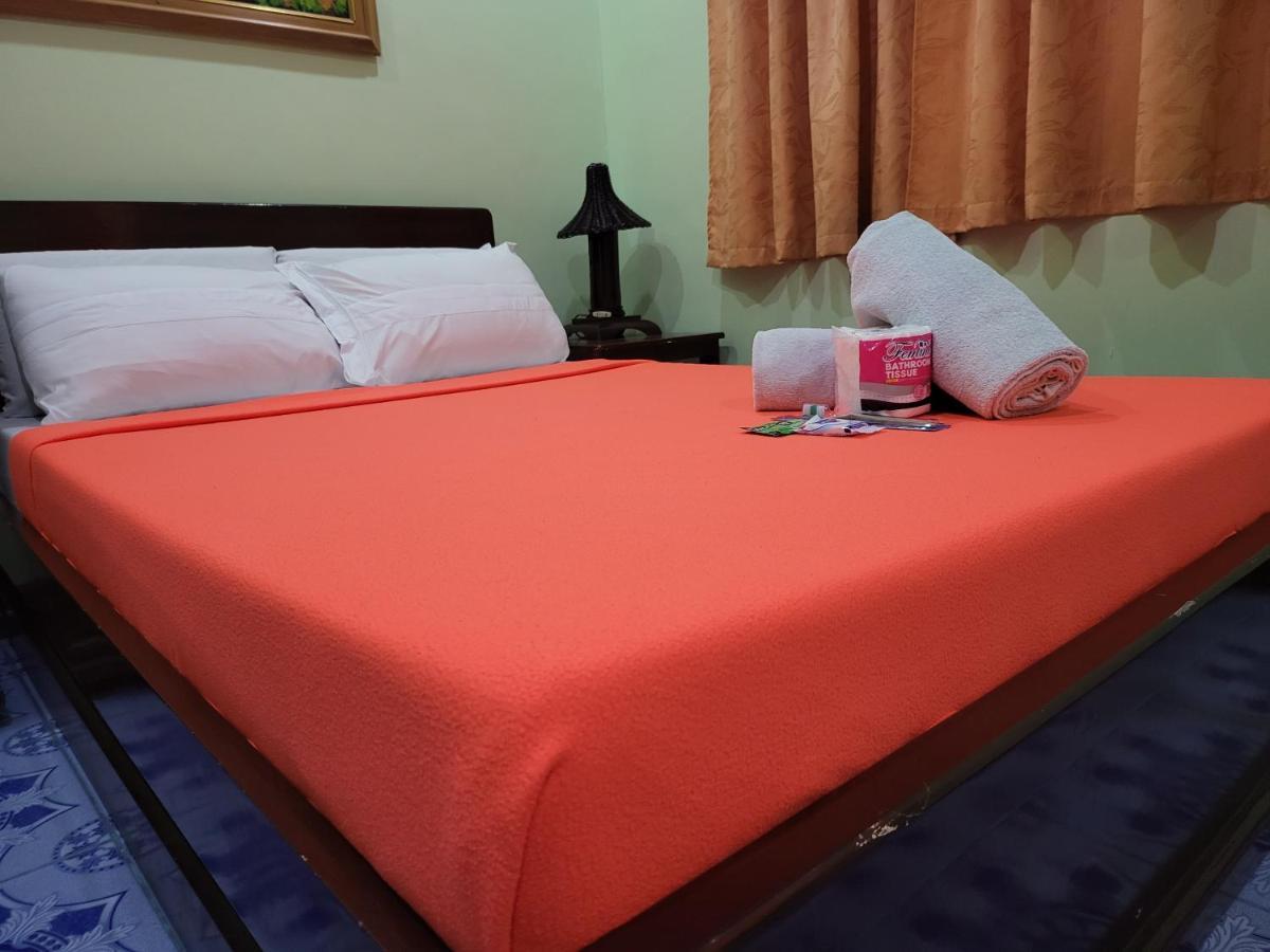 Rooms R Us - Voyagers Palace Puerto Princesa Buitenkant foto