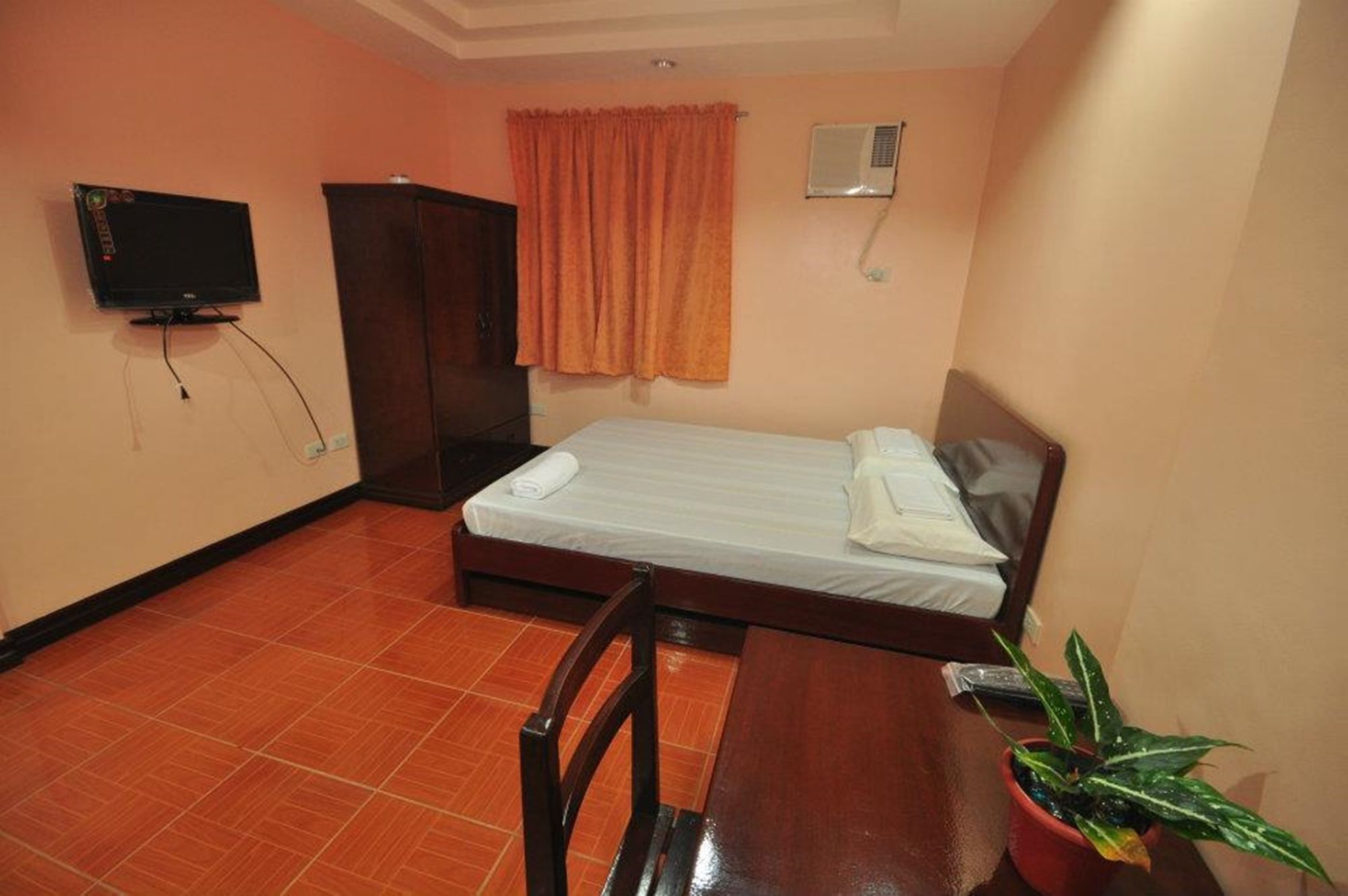 Rooms R Us - Voyagers Palace Puerto Princesa Buitenkant foto
